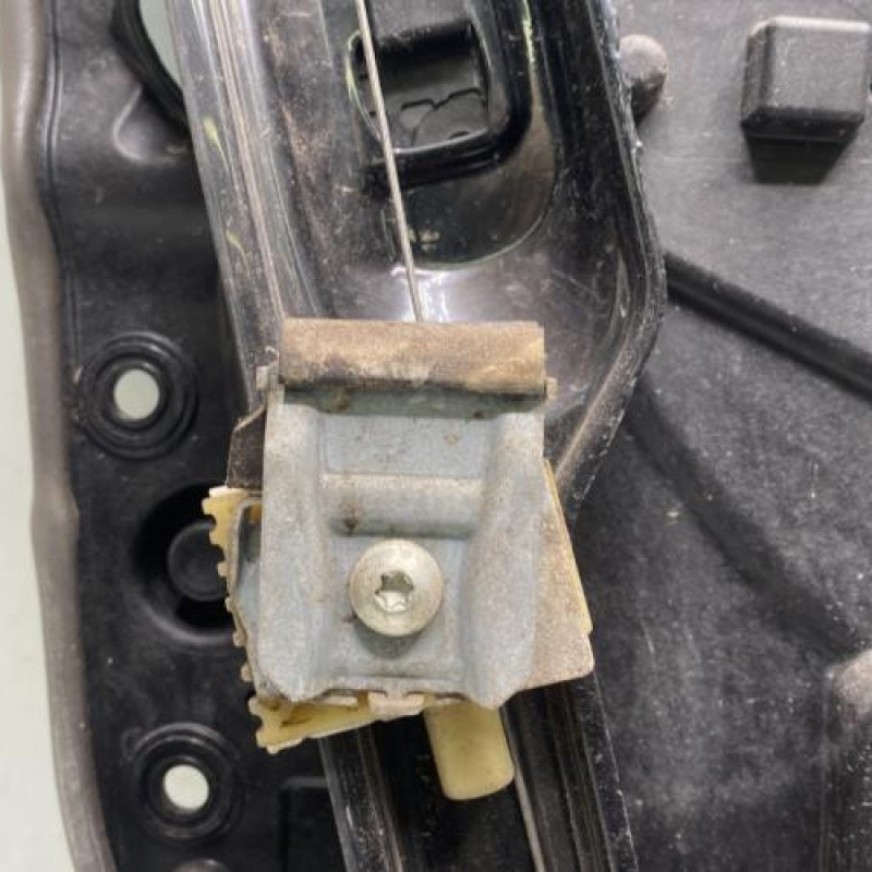 Leve vitre electrique avant droit VOLKSWAGEN GOLF 6 Photo n°10