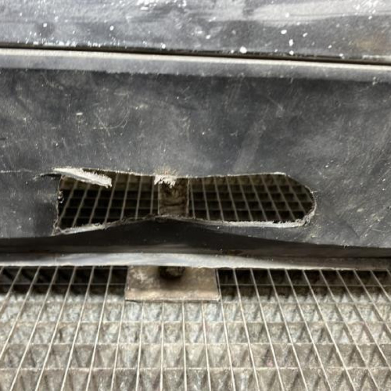 Pare choc arriere SEAT ALTEA Photo n°3