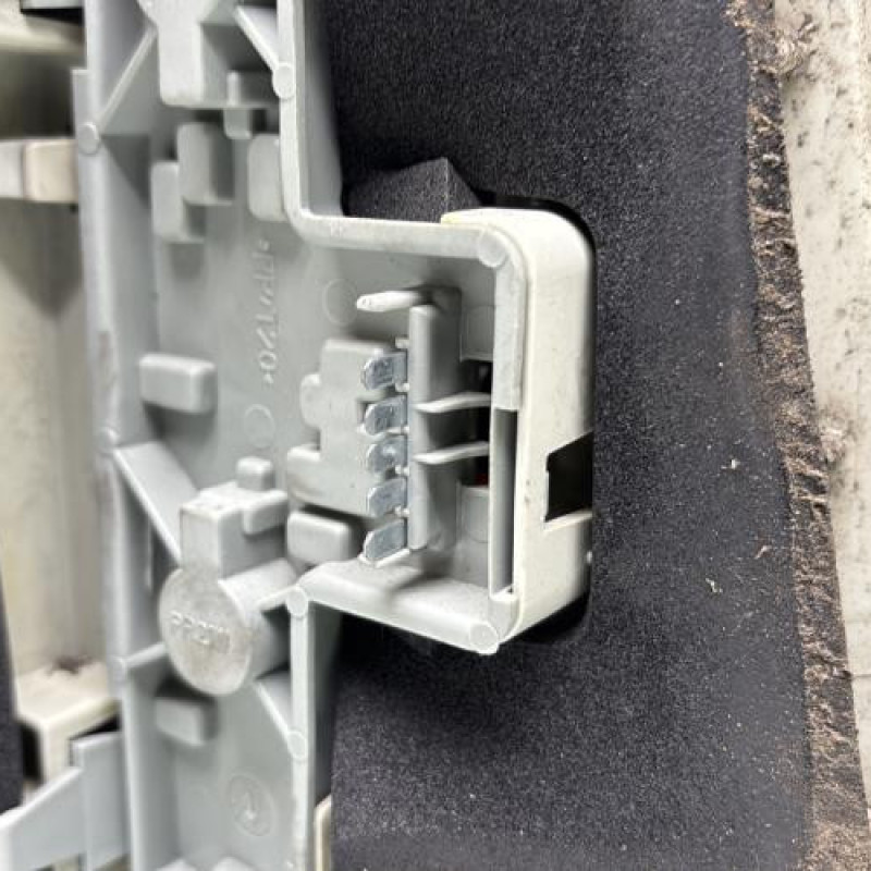 Feu arriere principal droit (feux) OPEL ZAFIRA B Photo n°3