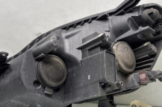 Optique avant principal droit (feux)(phare) OPEL ZAFIRA B