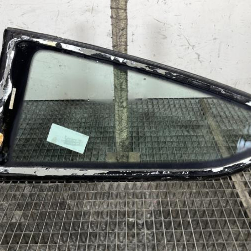 Custode arriere droit FORD FIESTA 6 Photo n°4