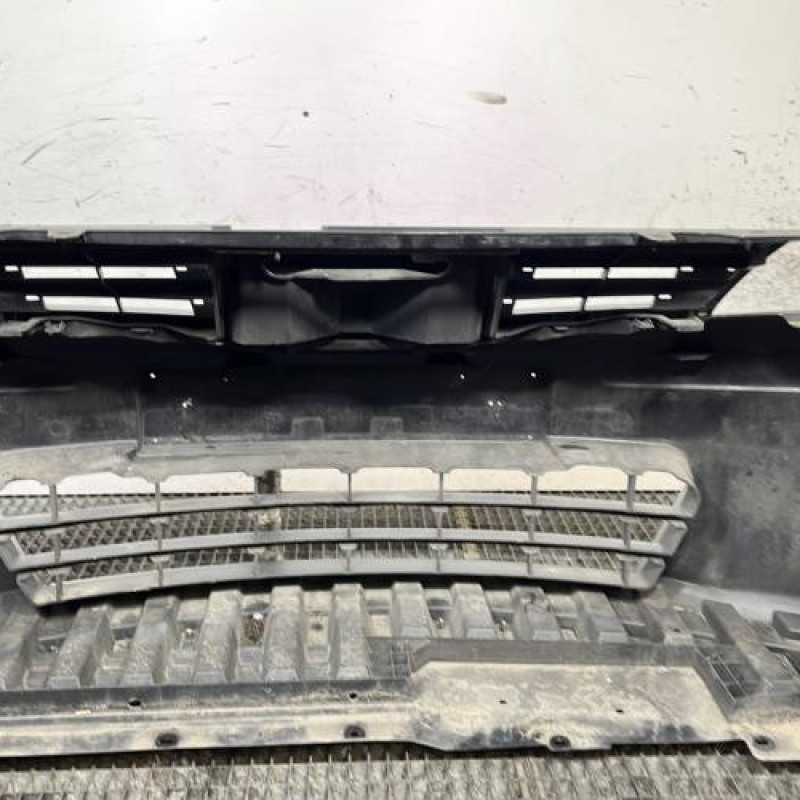 Pare choc avant NISSAN NOTE 1 Photo n°6