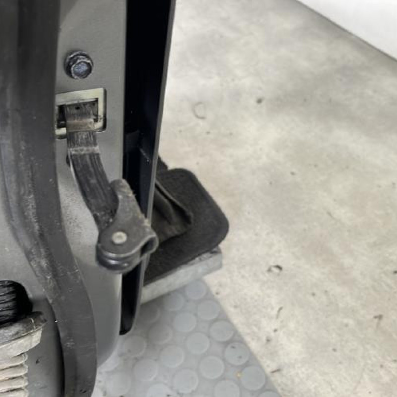 Porte avant droit NISSAN NOTE 1 Photo n°5