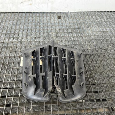 Calandre RENAULT MEGANE 2