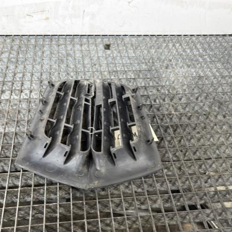 Calandre RENAULT MEGANE 2 Photo n°3