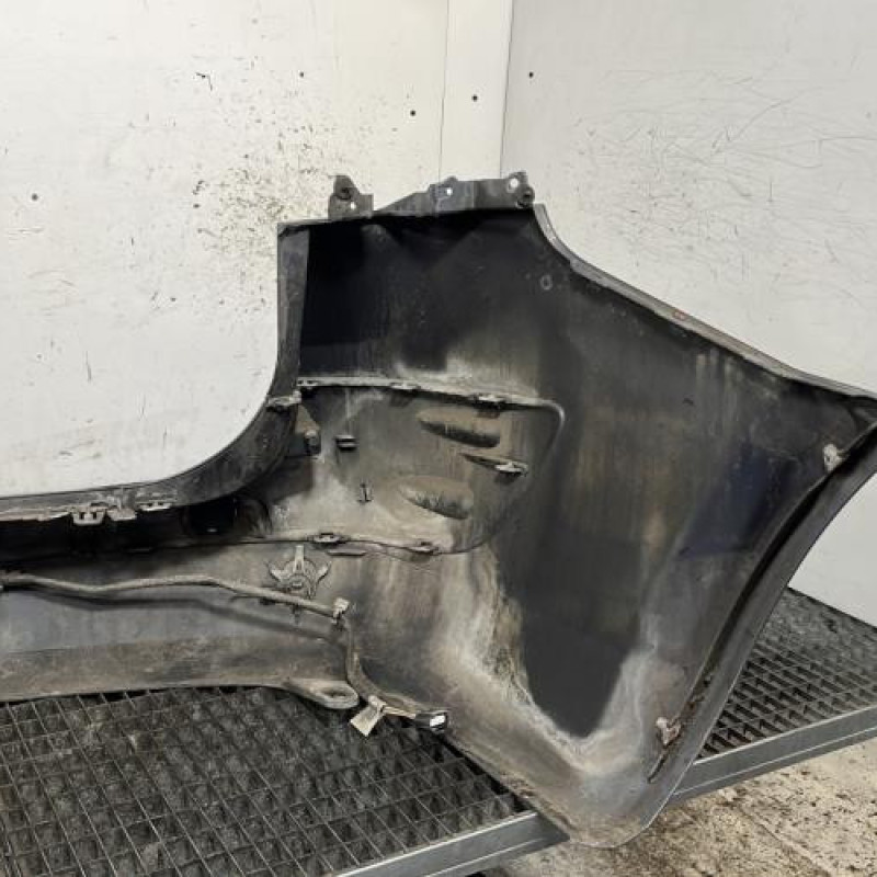 Pare choc arriere RENAULT MEGANE 2 Photo n°4