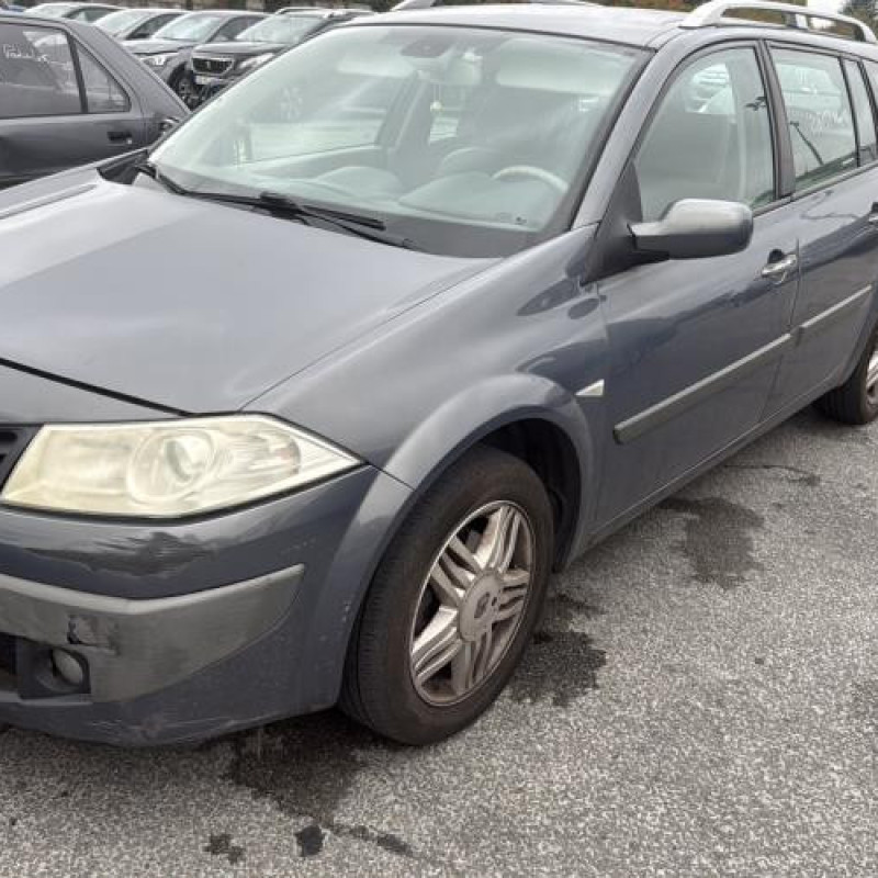 Pare choc arriere RENAULT MEGANE 2 Photo n°7