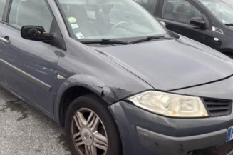 Pare choc arriere RENAULT MEGANE 2