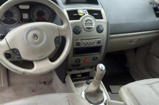 Pare choc arriere RENAULT MEGANE 2
