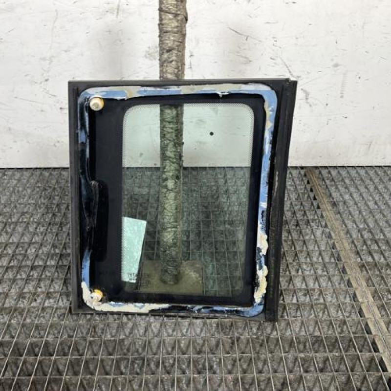 Custode arriere gauche FIAT PANDA 2 Photo n°4