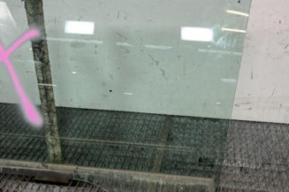 Vitre avant gauche OPEL ADAM