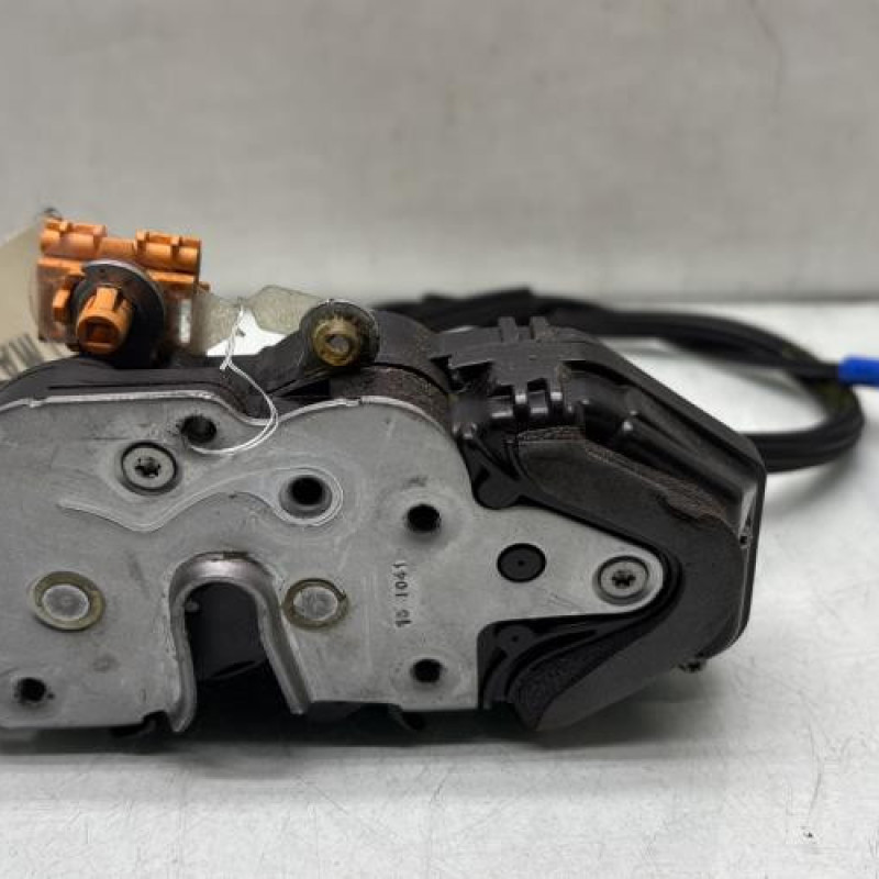 Serrure avant gauche OPEL ADAM Photo n°1