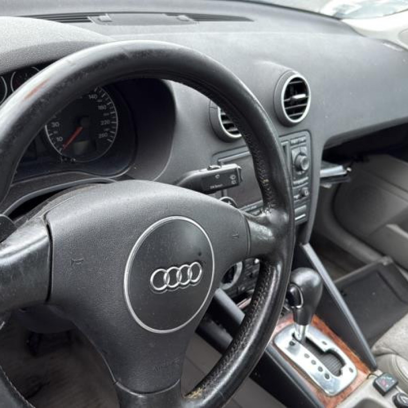 Aile avant droit AUDI A3 2 Photo n°16