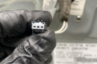 Leve vitre electrique avant gauche FORD FOCUS 2