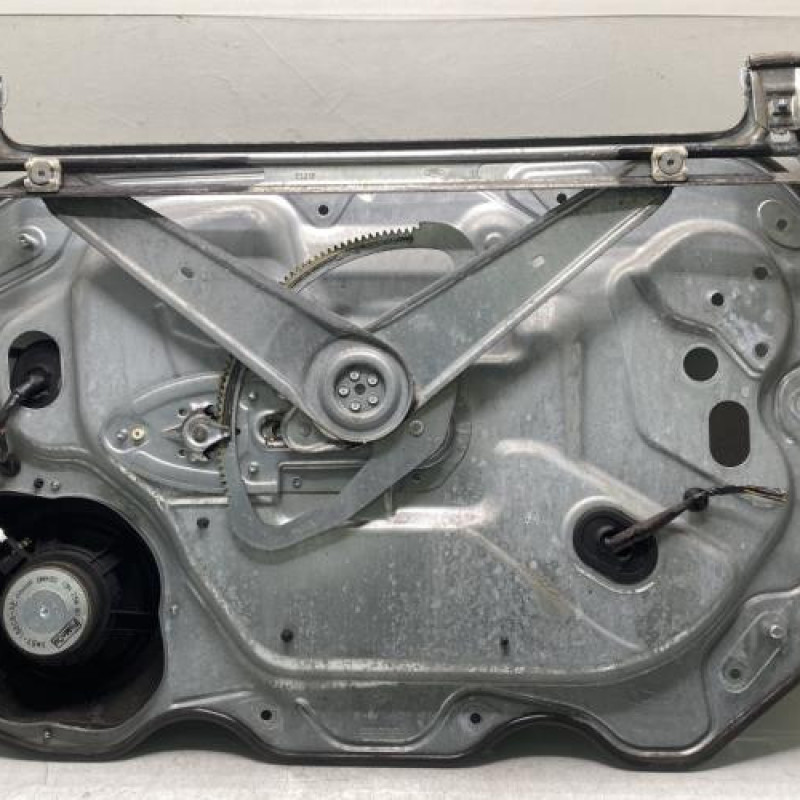 Leve vitre electrique avant gauche FORD FOCUS 2 Photo n°5