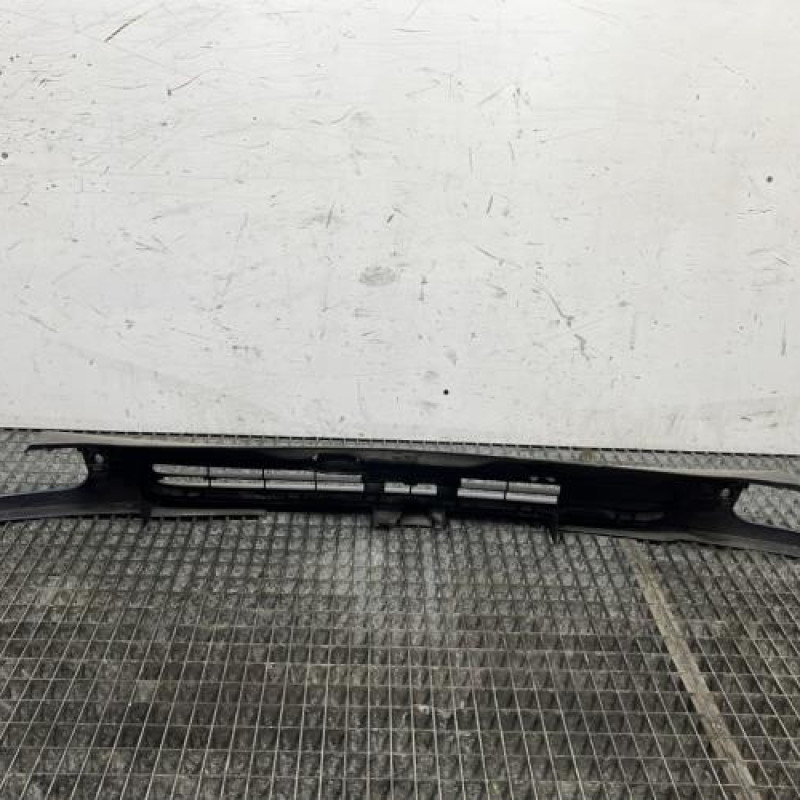 Calandre RENAULT CLIO 2 Photo n°4