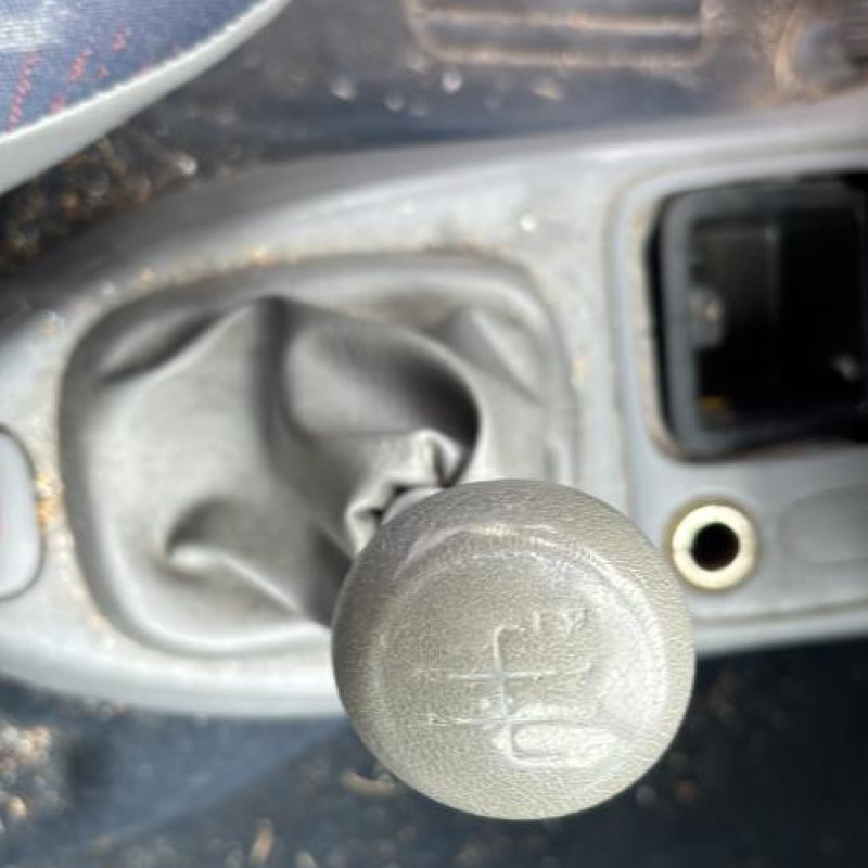 Compteur RENAULT CLIO 2 Photo n°11