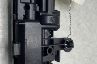 Actionneur verrou trappe d'essence RENAULT CLIO 4