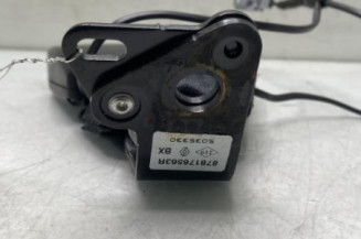 Attache ceinture arriere gauche RENAULT CLIO 4