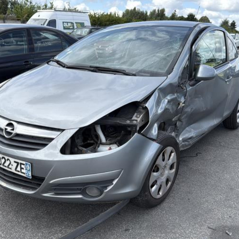 Capot OPEL CORSA D Photo n°10