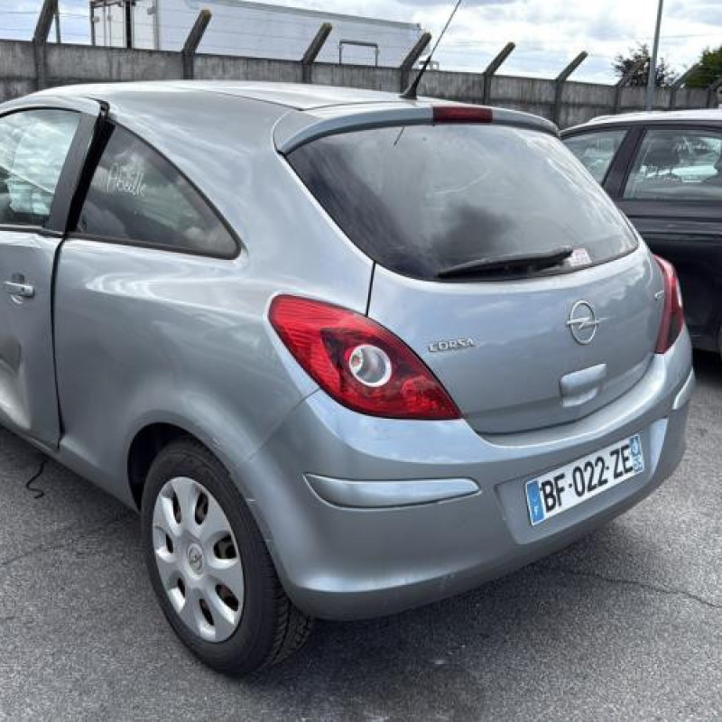 Capot OPEL CORSA D Photo n°13