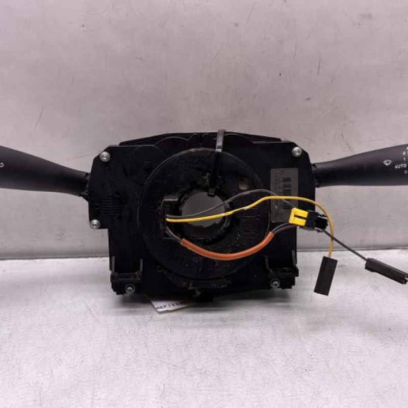 Com (Bloc Contacteur Tournant+Commodo Essuie Glace+Commodo Phare) CITROEN C3 1 Photo n°1