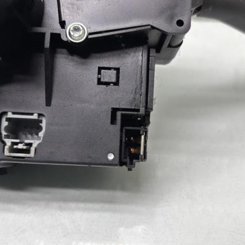 Com (Bloc Contacteur Tournant+Commodo Essuie Glace+Commodo Phare) CITROEN C3 1 Photo n°8