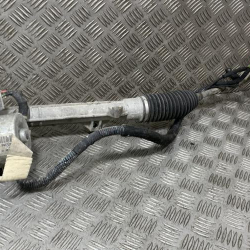 Cremaillere assistee PEUGEOT 208 1 Photo n°3