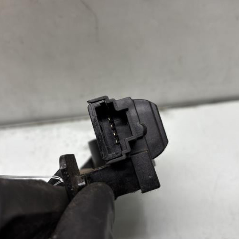 Serrure de coffre RENAULT KANGOO 2 Photo n°4