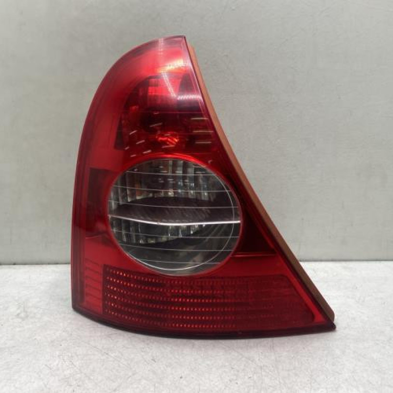 Feu arriere principal gauche (feux) RENAULT CLIO 2 Photo n°1