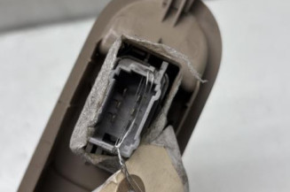 Interrupteur de leve vitre avant droit RENAULT GRAND SCENIC 2