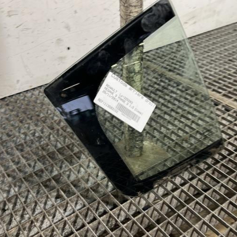 Custode arriere droit (porte) RENAULT MEGANE 3 Photo n°2