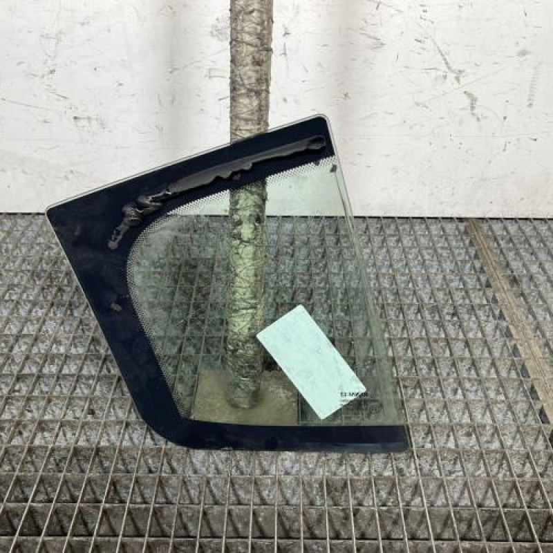 Custode arriere gauche (porte) RENAULT MEGANE 3 Photo n°4