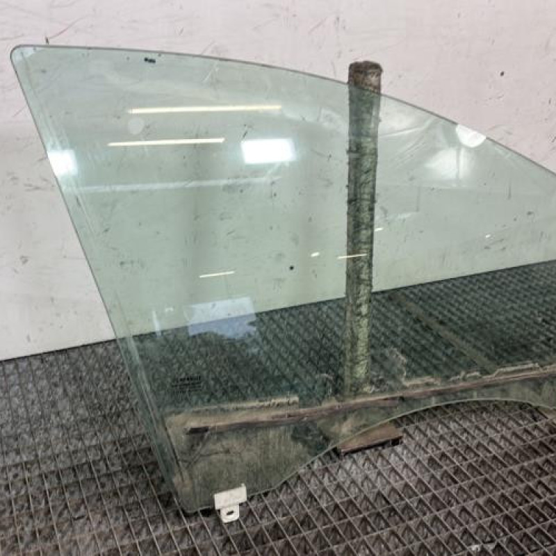 Vitre avant droit RENAULT MEGANE 3 Photo n°3