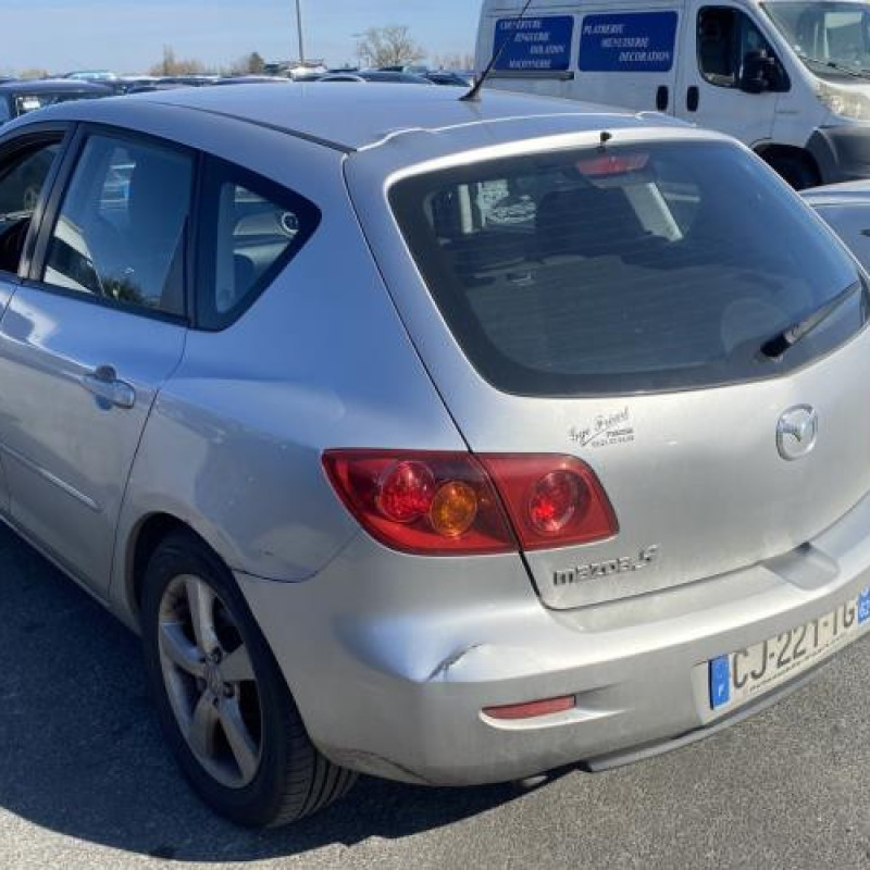 Feu arriere secondaire droit (feux) MAZDA 3 1 Photo n°7