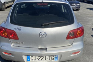 Feu arriere secondaire droit (feux) MAZDA 3 1