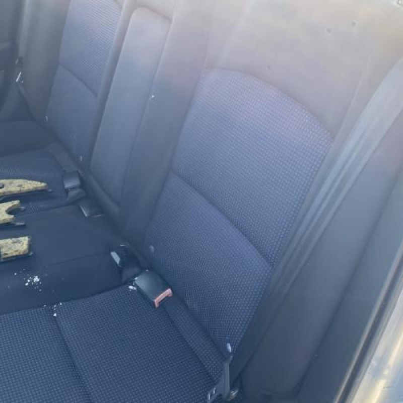 Feu arriere secondaire droit (feux) MAZDA 3 1 Photo n°15