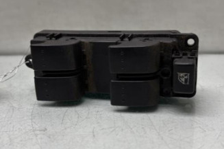 Interrupteur de leve vitre avant gauche MAZDA 3 1 Photo n°1