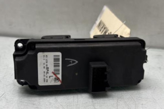 Interrupteur de leve vitre avant gauche MAZDA 3 1