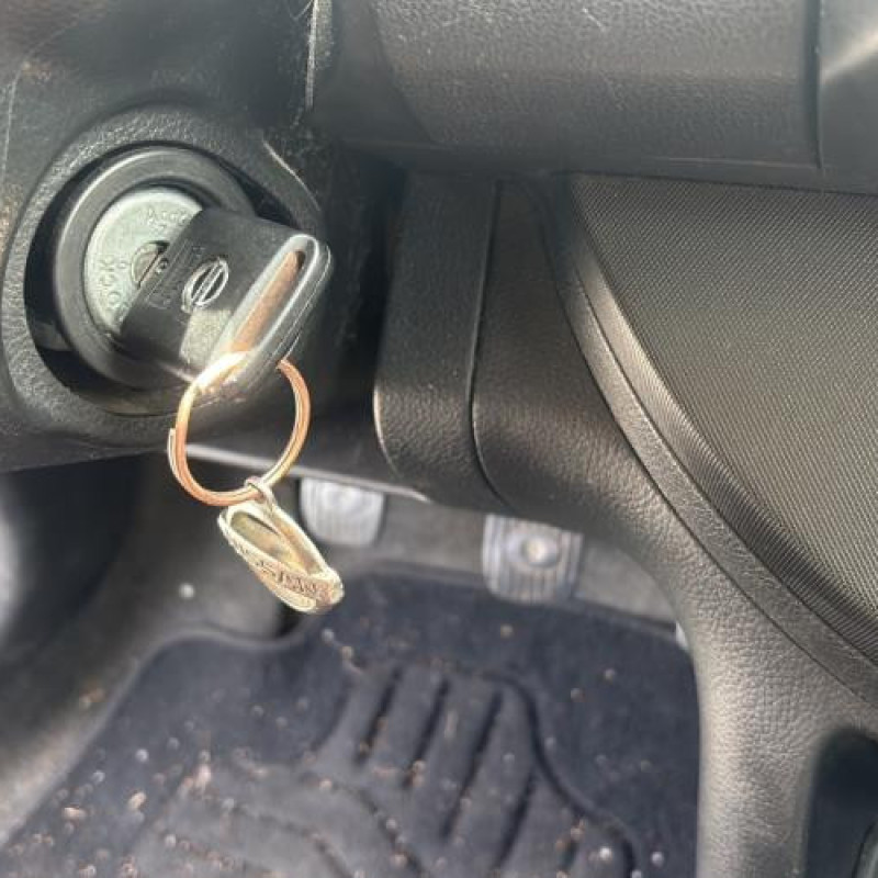 Feu arriere stop central NISSAN NOTE 1 Photo n°20