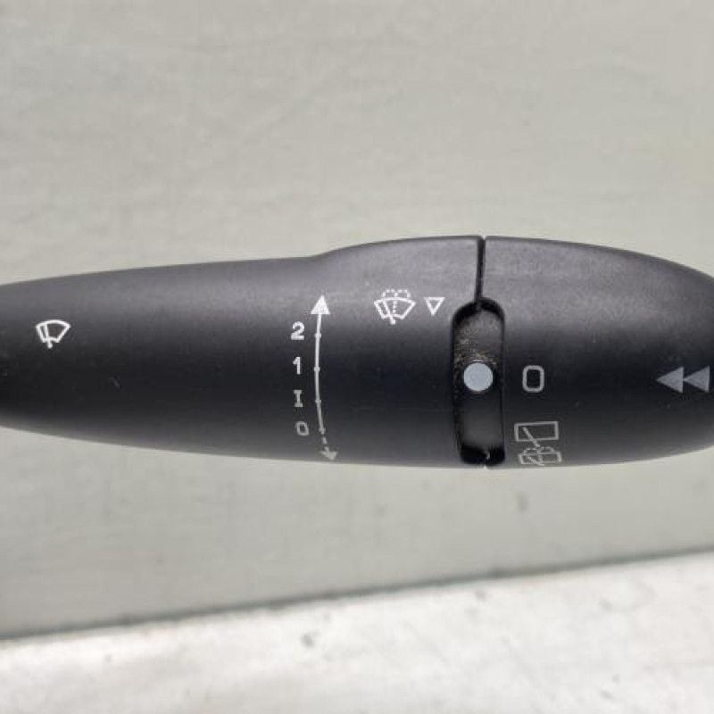 Com (Bloc Contacteur Tournant+Commodo Essuie Glace+Commodo Phare) CITROEN C2 Photo n°2