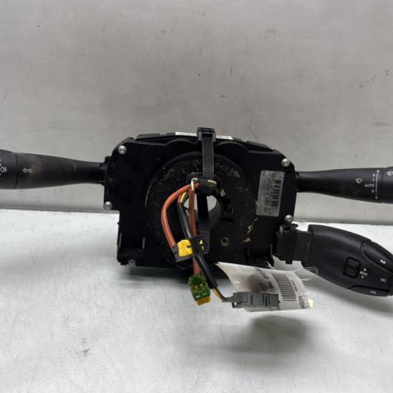 Com (Bloc Contacteur Tournant+Commodo Essuie Glace+Commodo Phare) PEUGEOT 407 Photo n°1