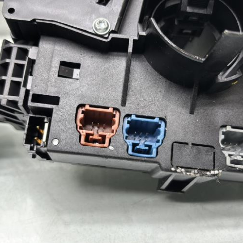 Com (Bloc Contacteur Tournant+Commodo Essuie Glace+Commodo Phare) PEUGEOT 407 Photo n°6