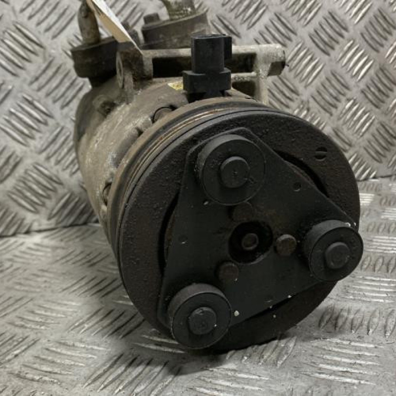 Compresseur clim FORD C-MAX 1 Photo n°2