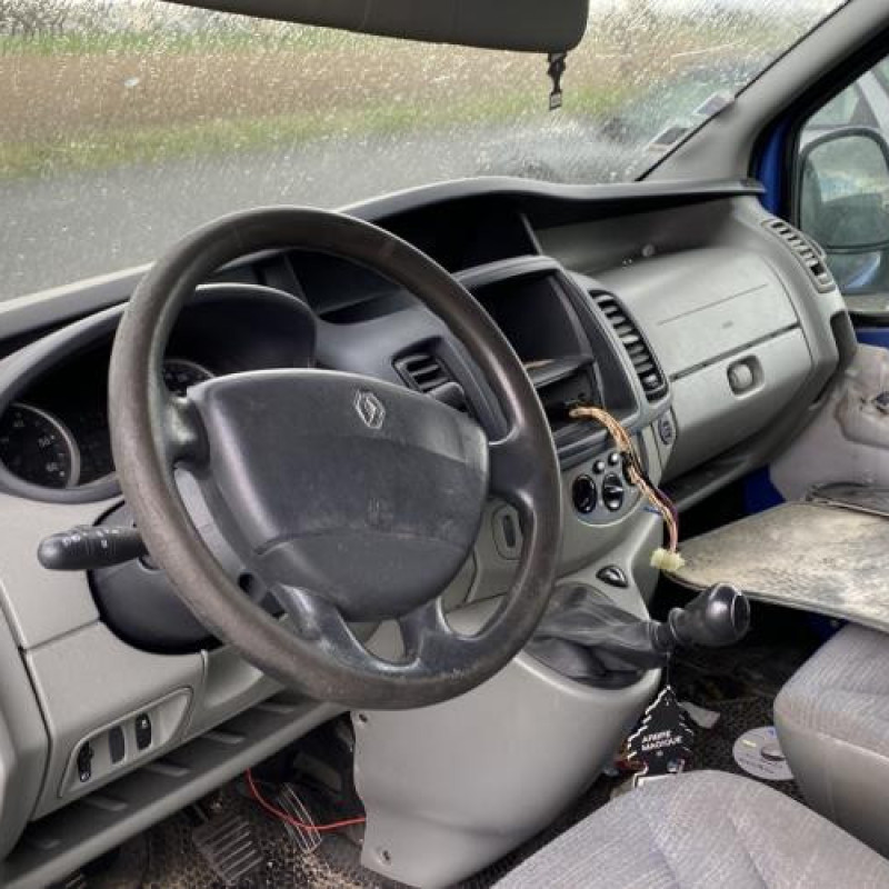 Porte avant droit RENAULT TRAFIC 2 Photo n°18