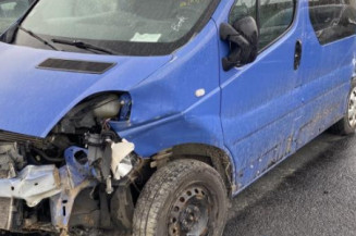 Moteur essuie glace avant RENAULT TRAFIC 2