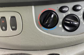 Moteur essuie glace avant RENAULT TRAFIC 2