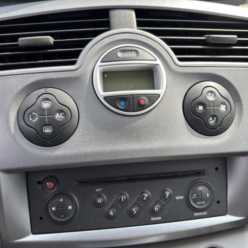 Bras essuie glace avant gauche RENAULT SCENIC 2 Photo n°20