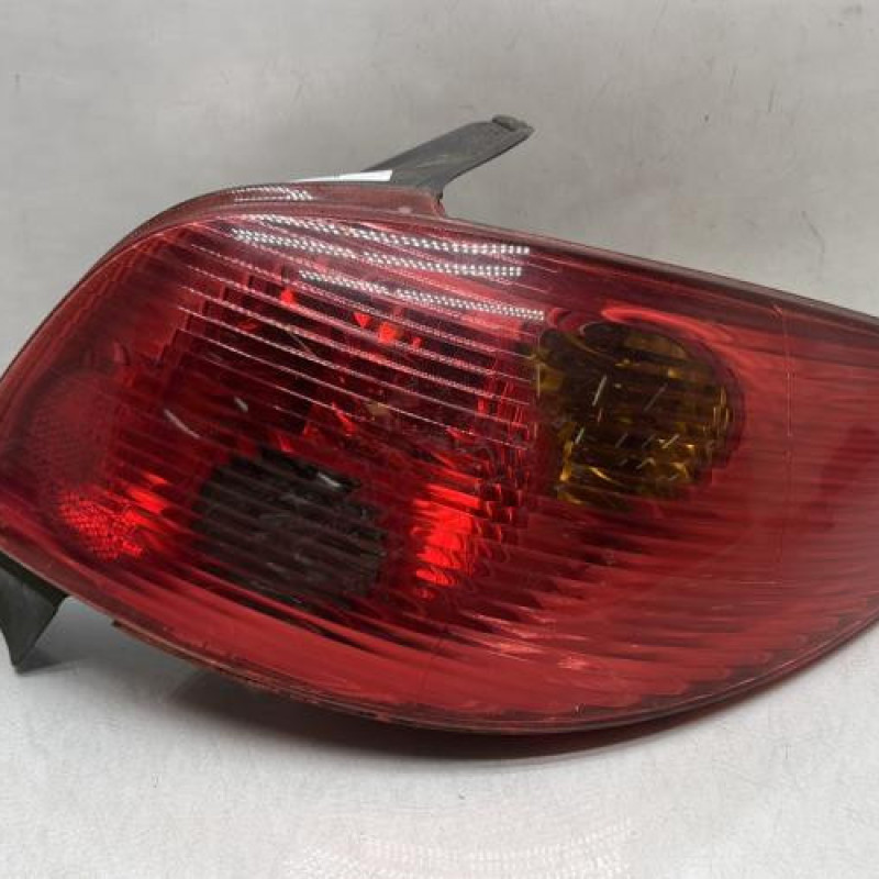 Feu arriere principal droit (feux) PEUGEOT 206 Photo n°1