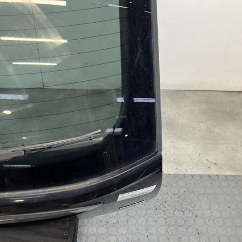 Malle/Hayon arriere FORD FOCUS 2 Photo n°4